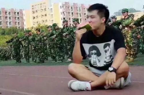 冒个泡吃瓜群众韩天宇,揭秘吃瓜群众韩天宇的趣味人生